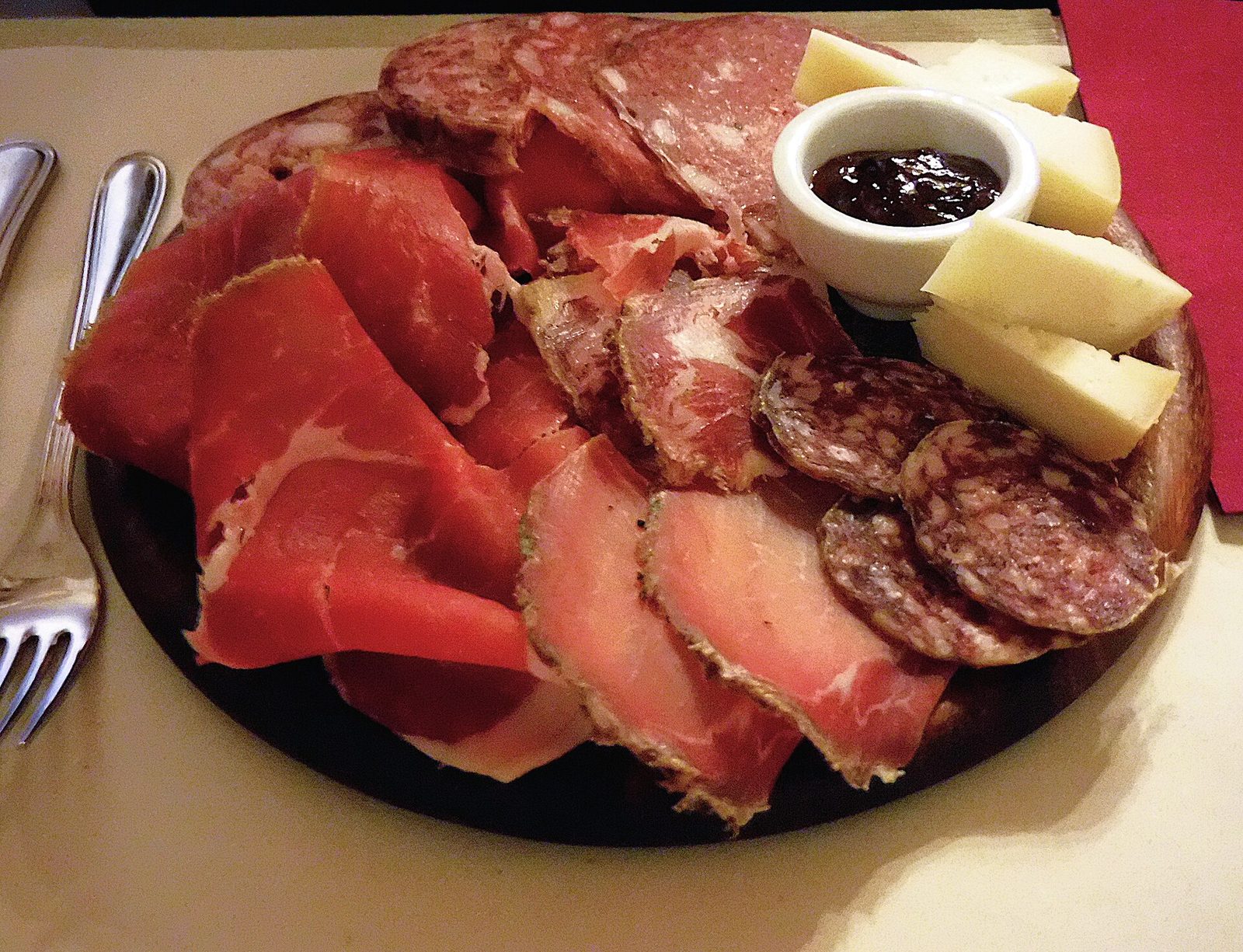 Il tagliere di salumi e formaggi